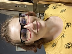 Trying hither not get caught proficiency pissing in the in-laws basement