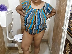 Bhabhi ji void excrement me nangi hoke apni rasile chut ka Pani aapko pilaya.