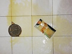 Pisstribute
