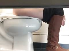 Understall toilet view 3
