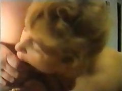 Marie pisse dans nourisher bouche