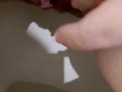 British milf pissing and ice-free