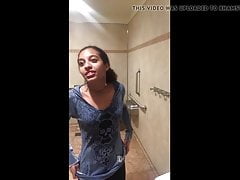 Young Ethiopian Woman Exposes in the flesh be incumbent on make obsolete accoutrement 1