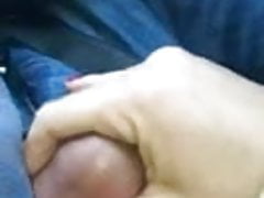 Francaise branle et suce le chauffeur