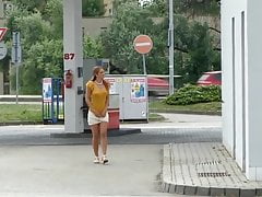 Sexy Slut Pissing Behind A Building & Shows Her Asshole!